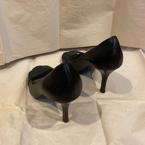 Calvin Klein Katell Full Grain black heels